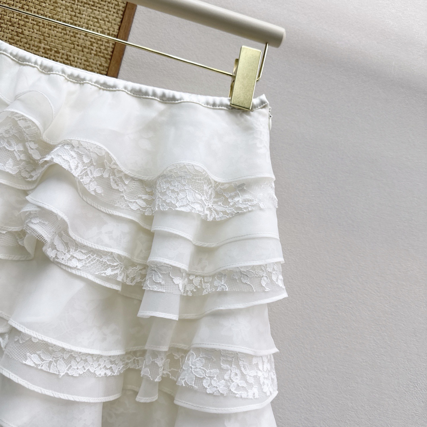 skirts and dresses woman